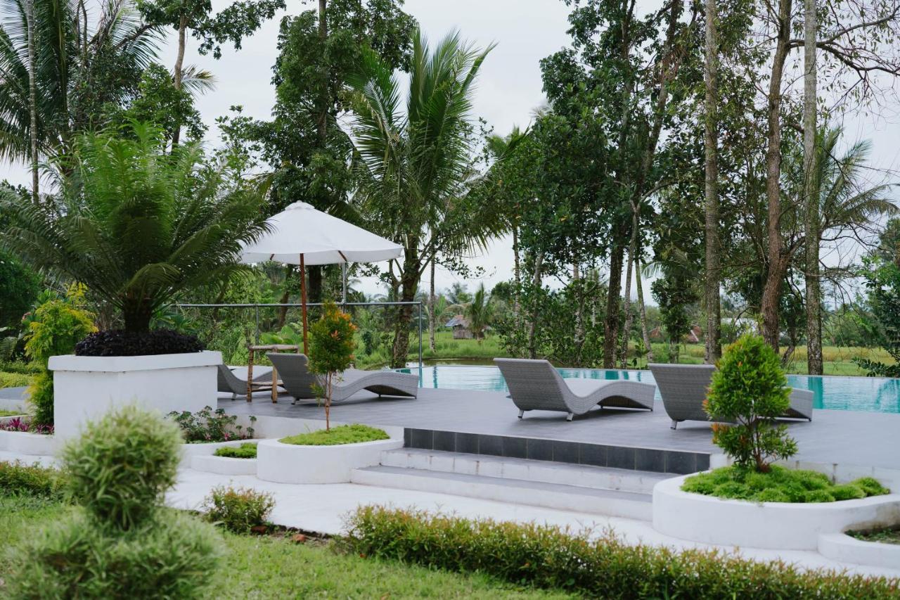 Nirvana Hotel Resort Tetebatu Eksteriør billede