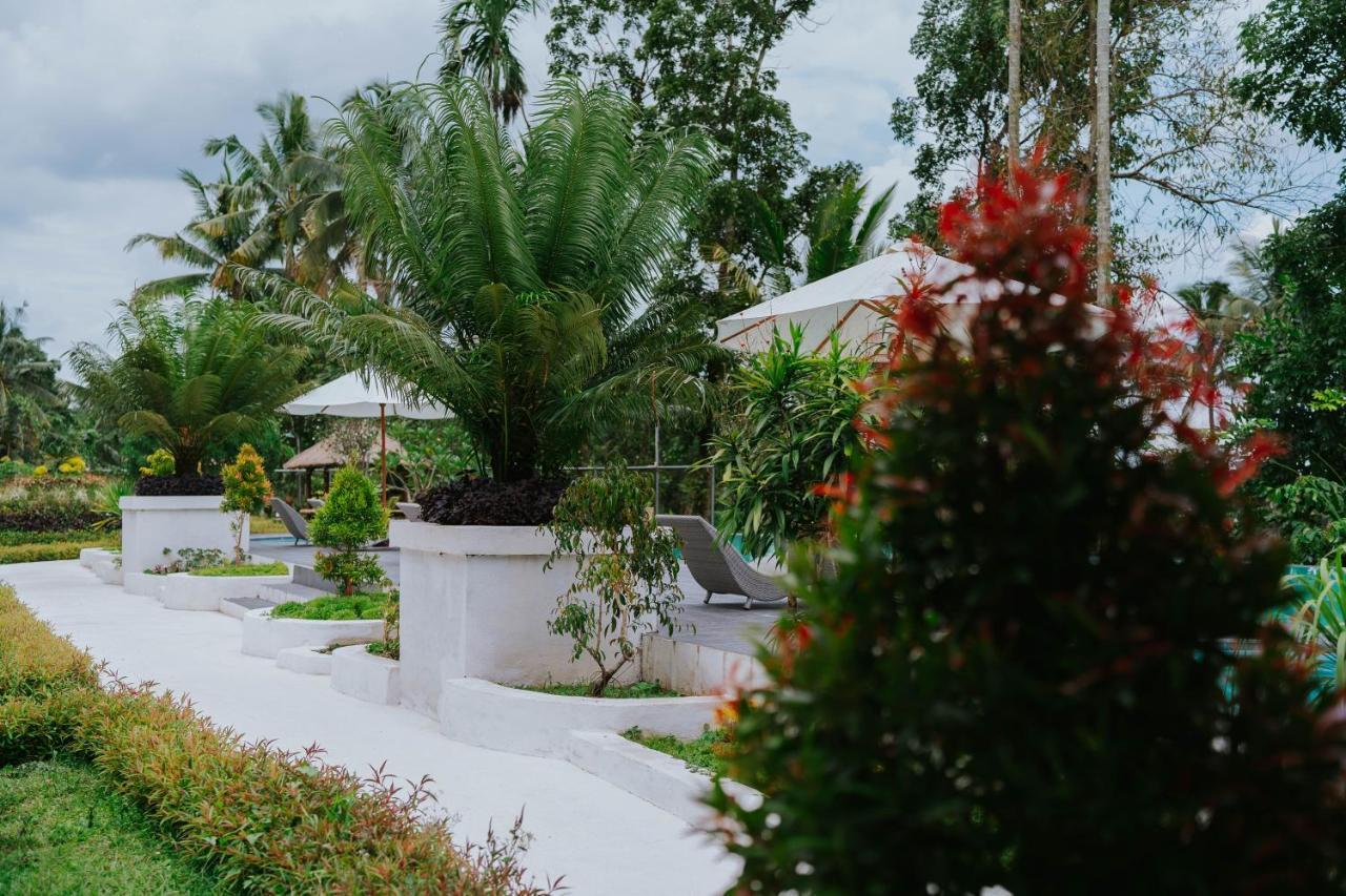 Nirvana Hotel Resort Tetebatu Eksteriør billede