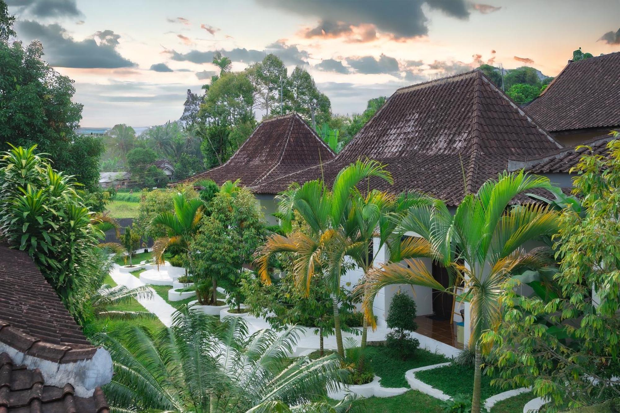 Nirvana Hotel Resort Tetebatu Eksteriør billede