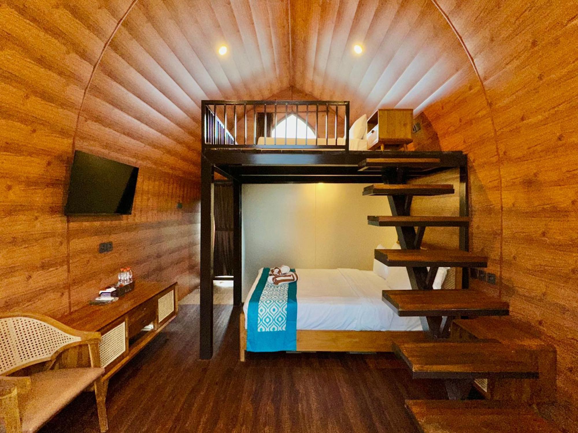 Nirvana Hotel Resort Tetebatu Eksteriør billede