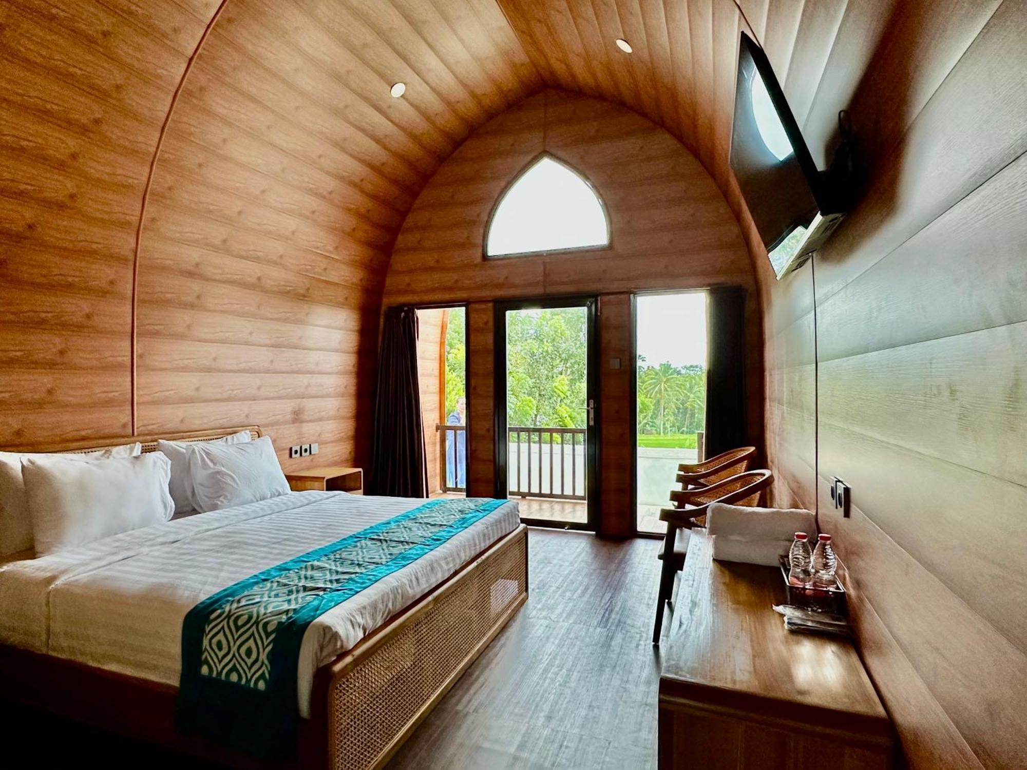 Nirvana Hotel Resort Tetebatu Eksteriør billede